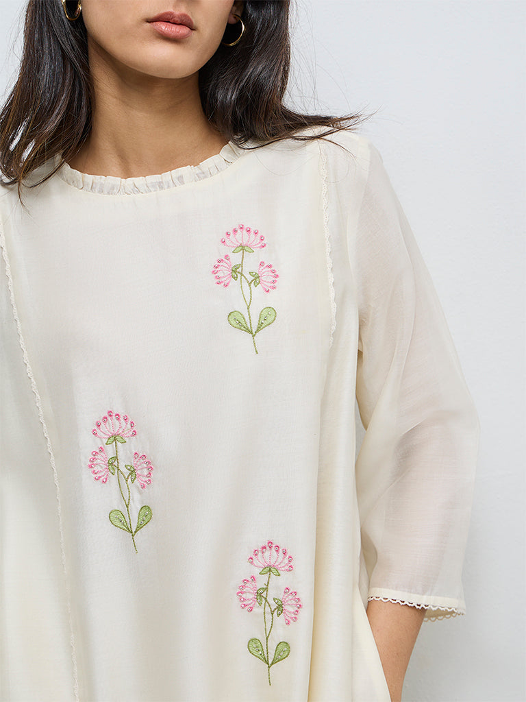 Zuba Cream Floral Embroidered Cotton-Blend A-Line Kurta