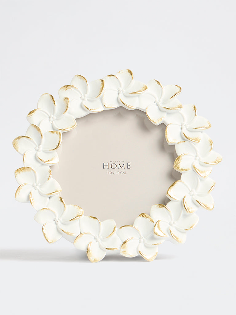 Westside Home White Flower Circular Photo Frame