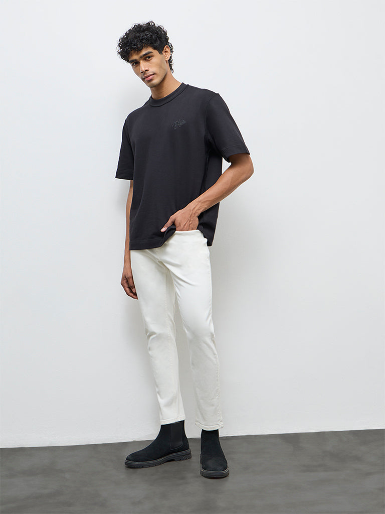 Nuon Off-White Hendrix-Fit Mid-Rise Jeans