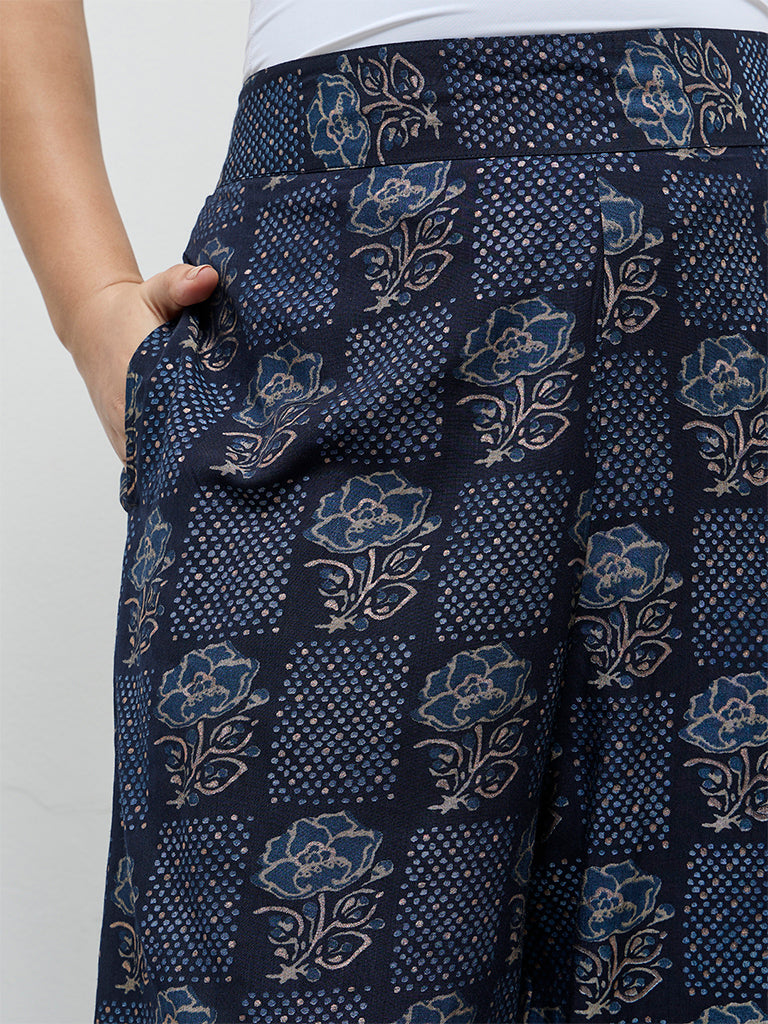 Diza Dark Blue Printed Pants