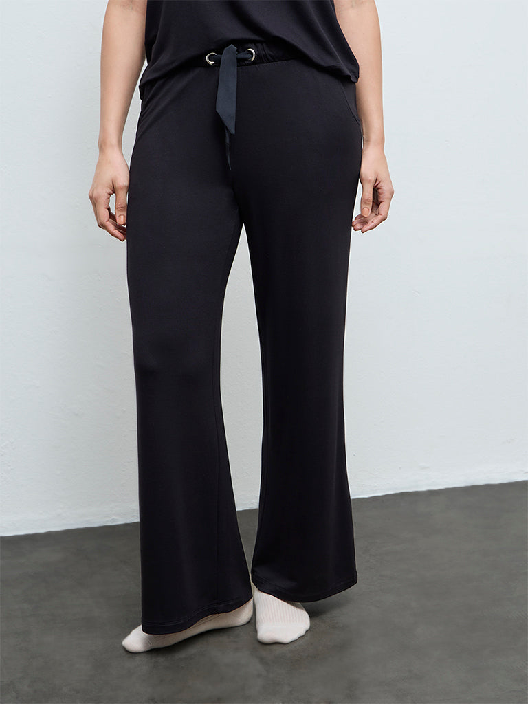 Wunderlove Black High-Rise Pants
