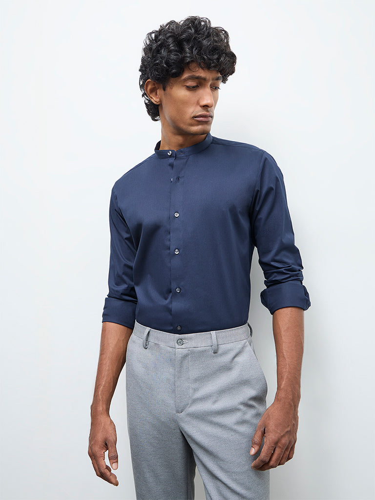 WES Formals Navy Solid Slim-Fit Cotton-Blend Shirt