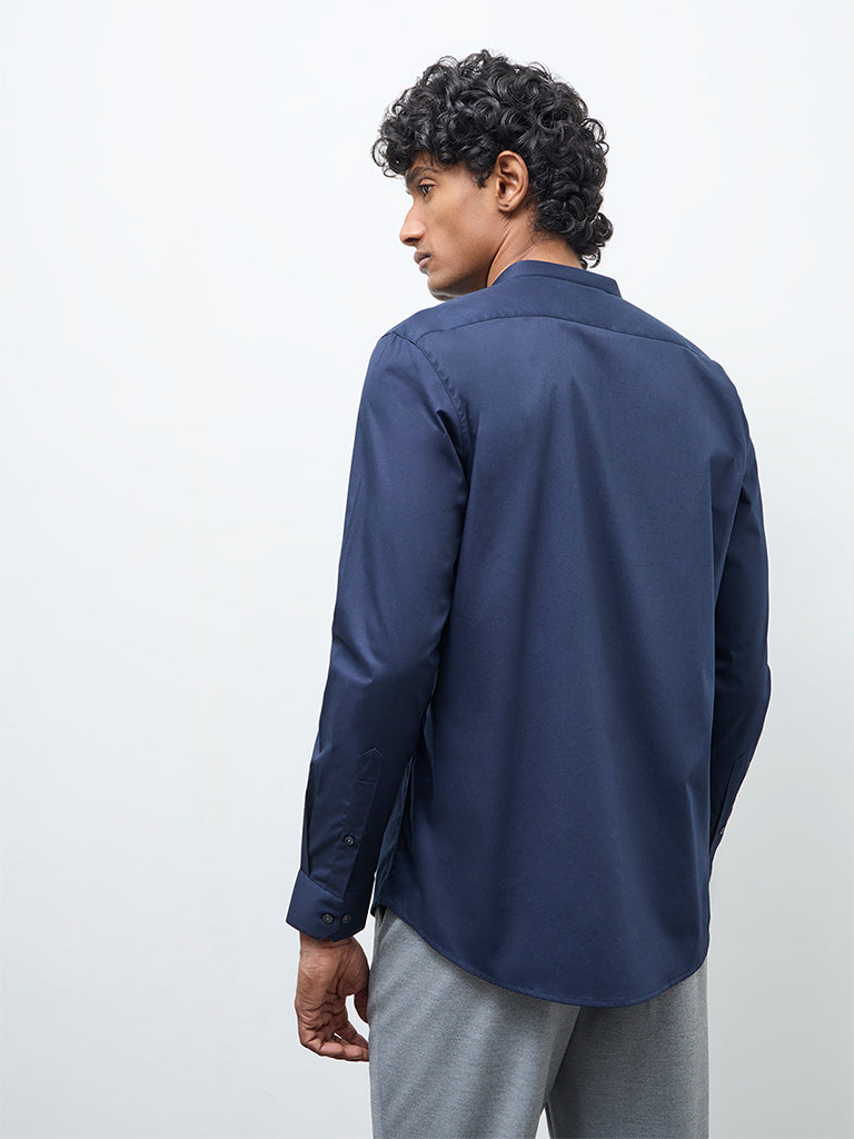 WES Formals Navy Solid Slim-Fit Cotton-Blend Shirt