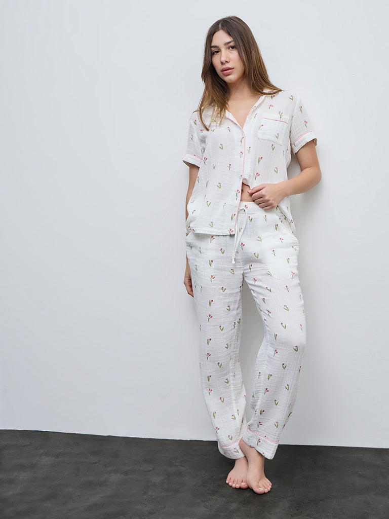 Wunderlove White Floral Printed Cotton Shirt and Pyjamas Set