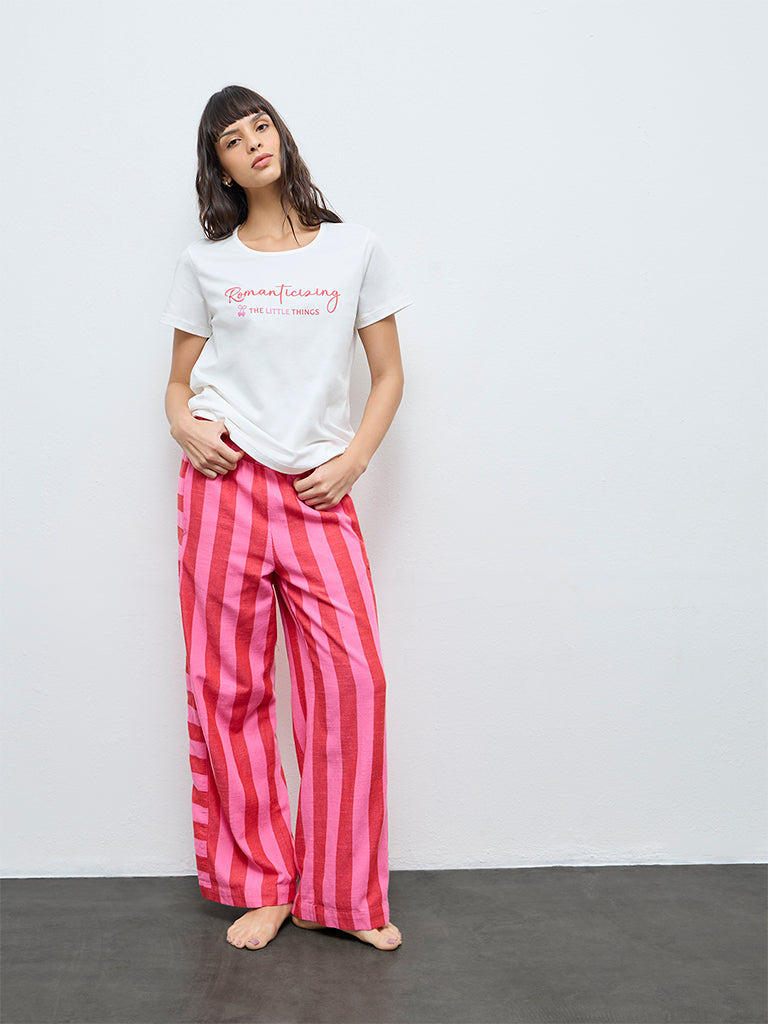 Wunderlove White Typographic Cotton T-Shirt