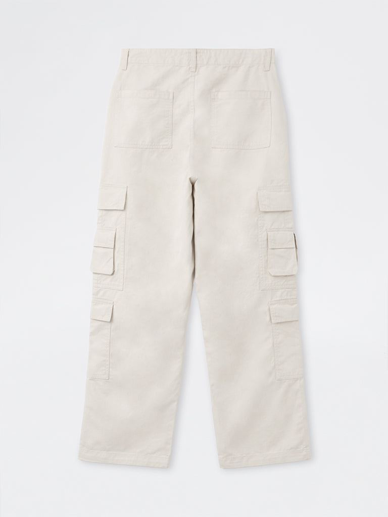 Nuon Off-White Relaxed-Fit Mid-Rise Cotton Cargo Pants