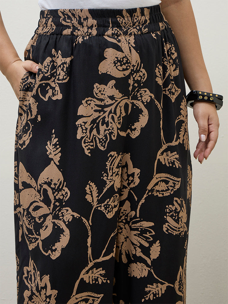 Diza Black Floral Pattern Palazzos