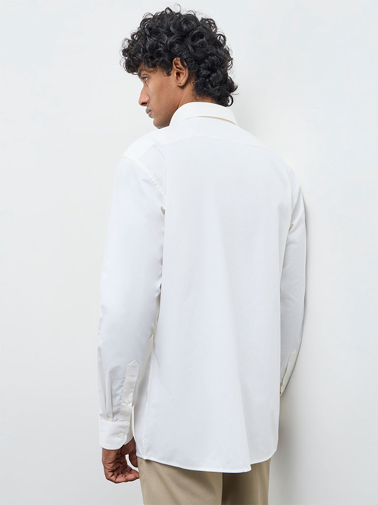WES Formals Off-White Solid Relaxed-Fit Cotton Shirt