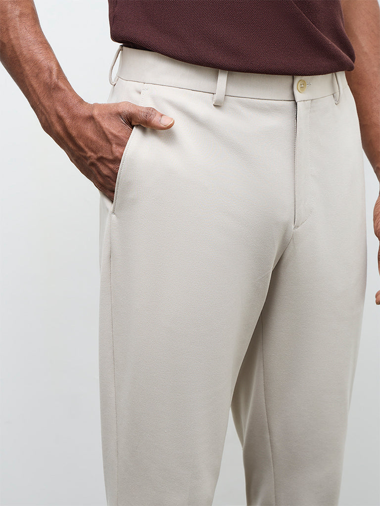 WES Formals Ivory Solid Slim-Fit Mid-Rise Trousers