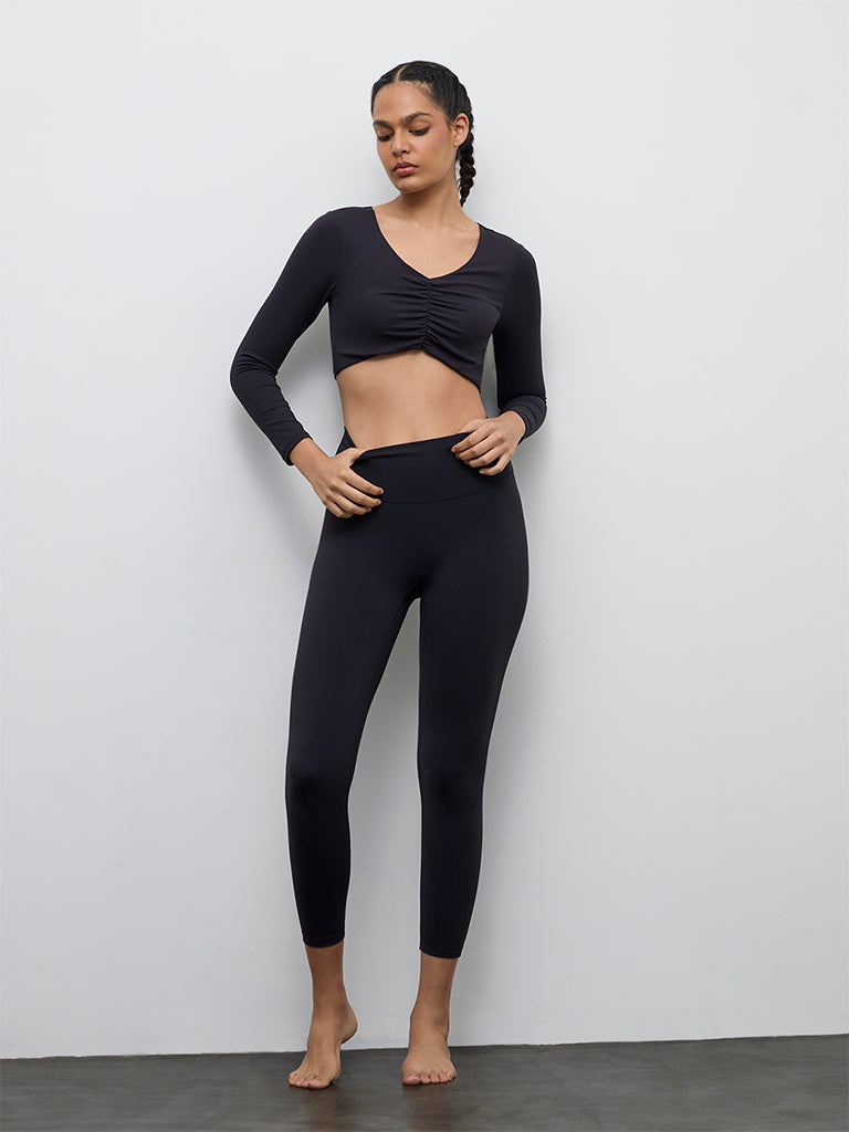 Nuoflexx Black Ruched Top