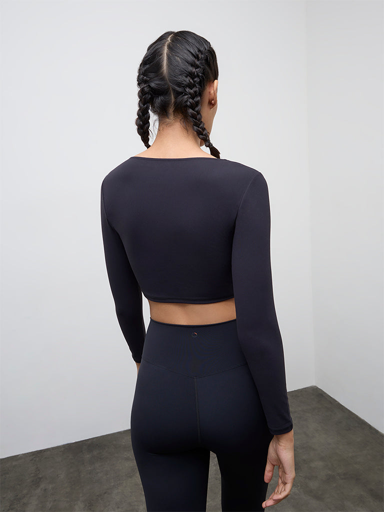 Nuoflexx Black Ruched Top