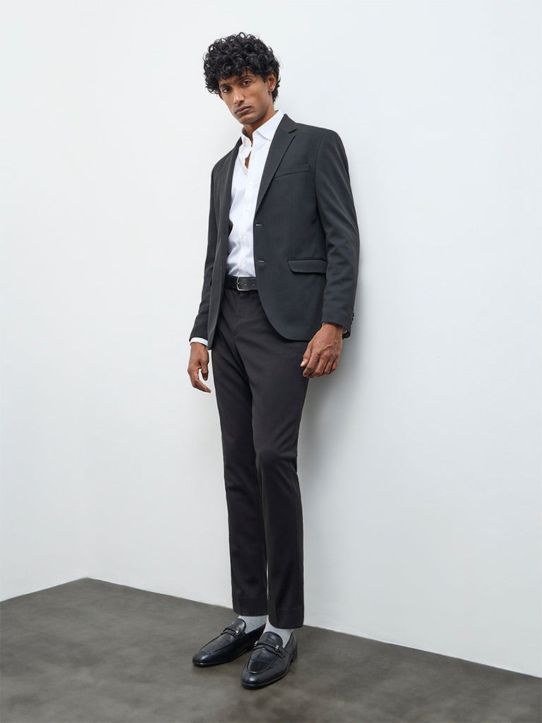 WES Formals Black Solid Slim-Fit Blazer