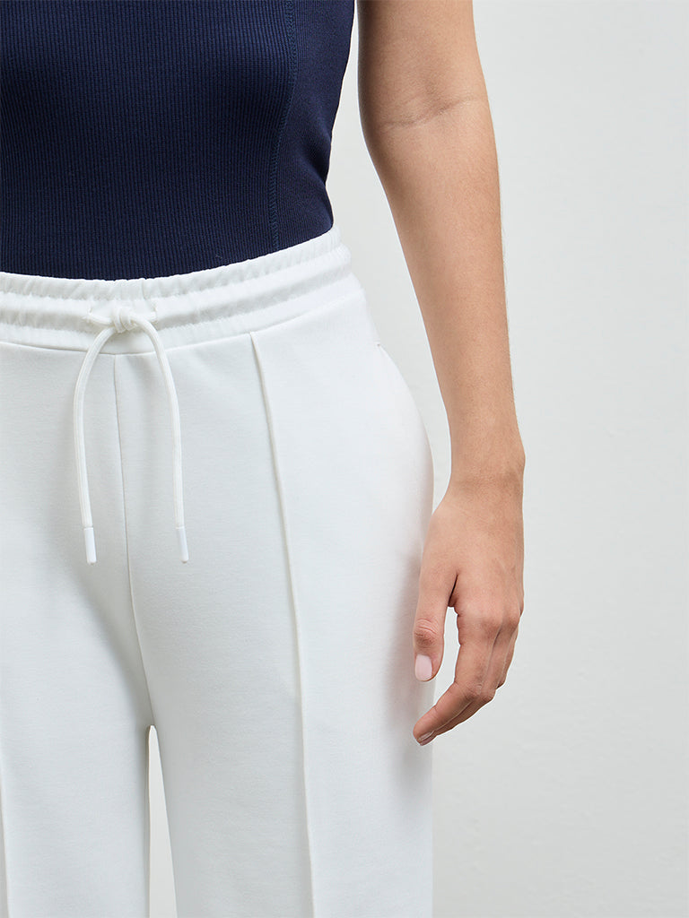 Nuoflexx White High-Rise Pants