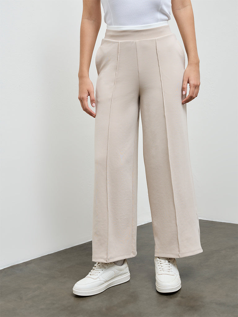 Nuoflexx Beige High-Rise Pants
