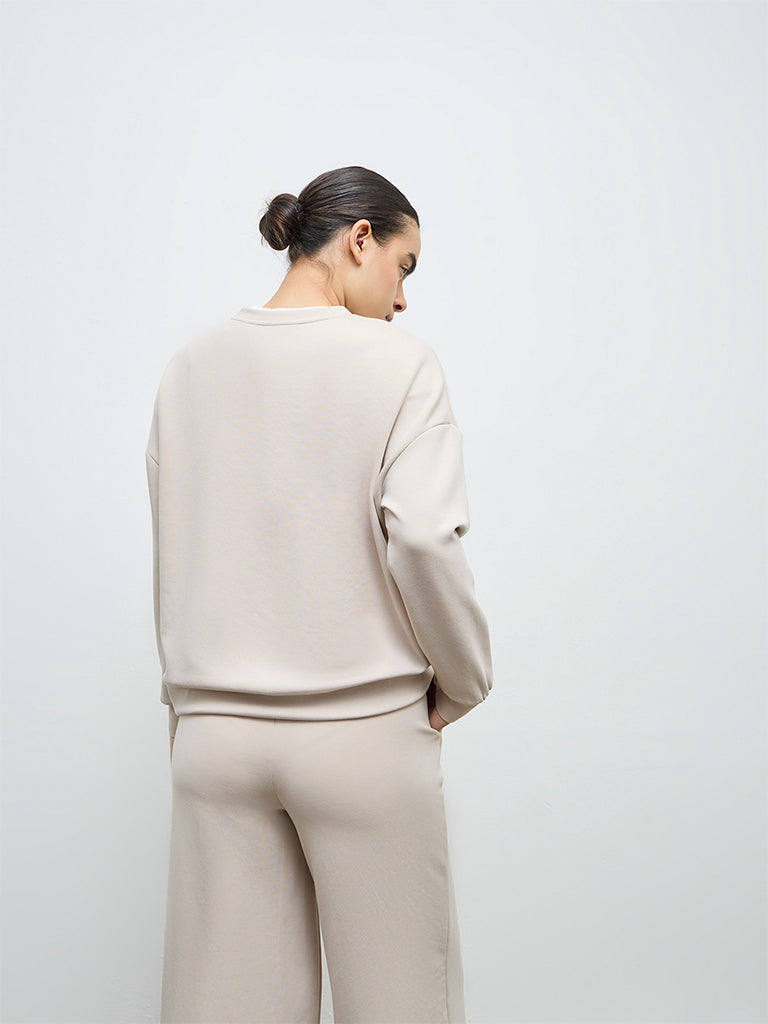 Nuoflexx Beige Text Detail Sweatshirt
