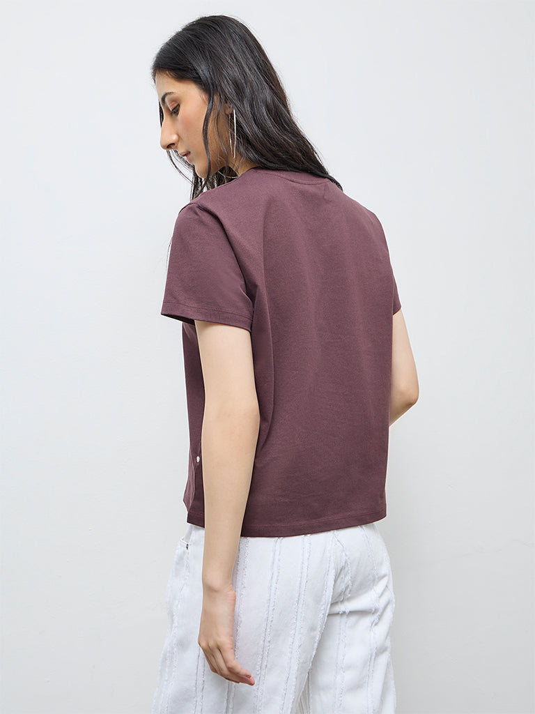 Nuon Dark Brown Text Cotton T-Shirt