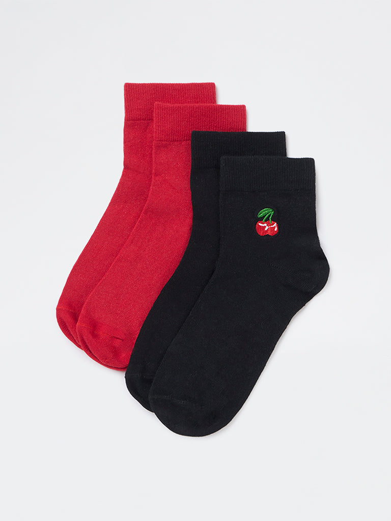 Superstar Black Cherry Design Cotton-Blend Socks - Pack of 2