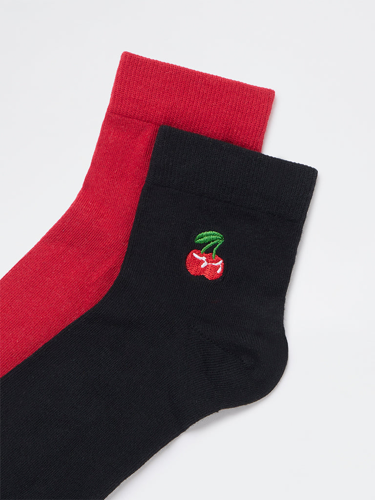 Superstar Black Cherry Design Cotton-Blend Socks - Pack of 2