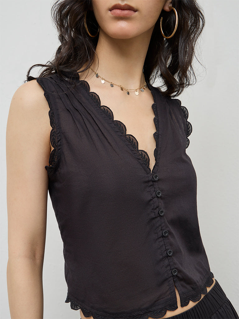 Bombay Paisley Black Scallop-Detailed Cotton Top