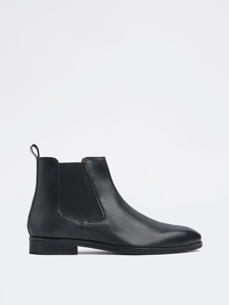SOLEPLAY Black Leather Chelsea Boots