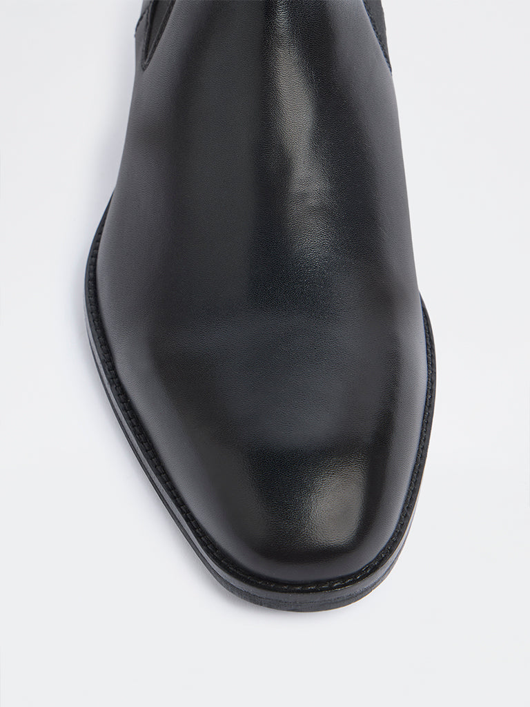 SOLEPLAY Black Leather Chelsea Boots