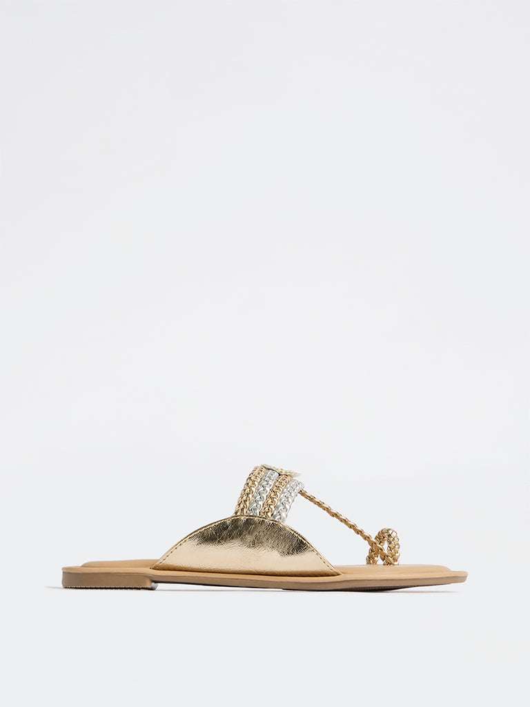 LUNA BLU Silver and Gold Braided Strap Kolhapuri Sandals