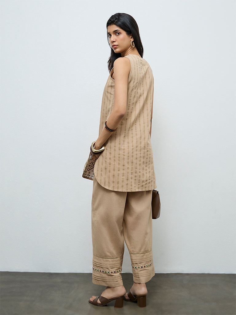 Utsa Beige Aztec Embroidered Cotton-Blend Straight Kurti