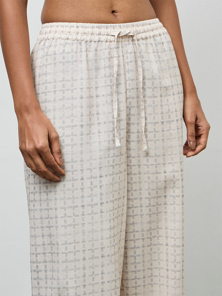 Utsa Off-White Geometrical Printed Ethnic Pants