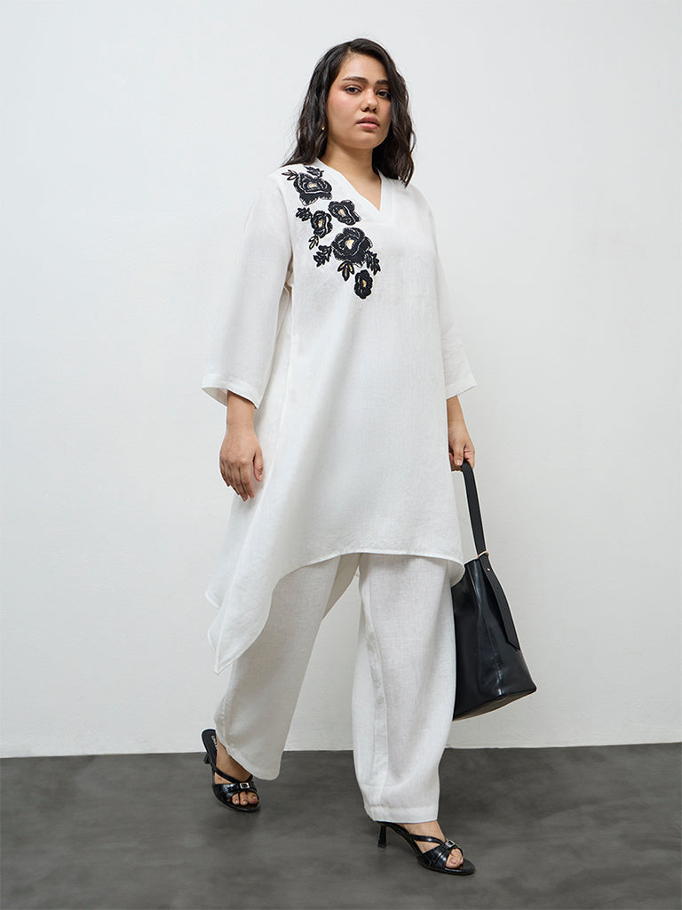 Diza White Floral Embroidered Linen A-Line Kurta