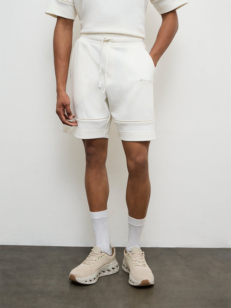 Nuoflexx Off-White Text-Detail Relaxed Fit Mid-Rise Cotton-Blend Shorts