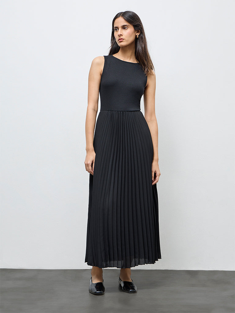 Wardrobe Black Pleated A-Line Dress