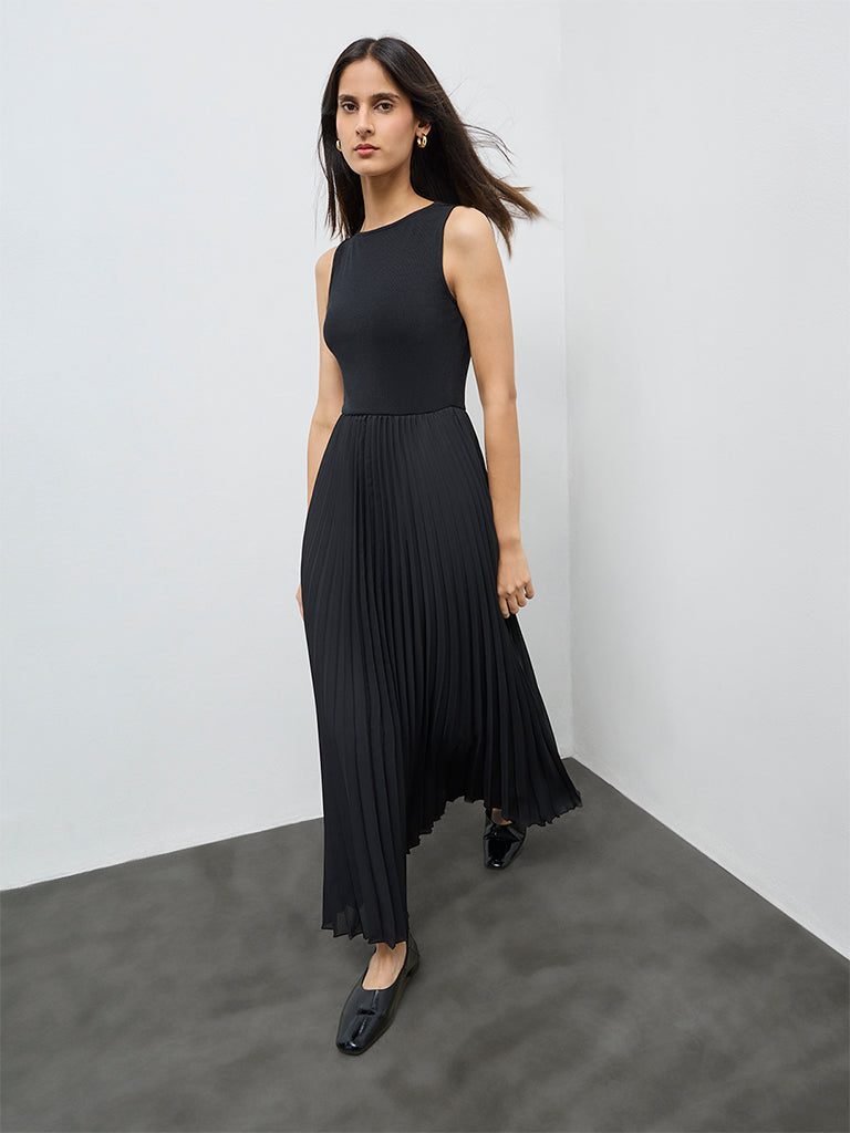 Wardrobe Black Pleated A-Line Dress
