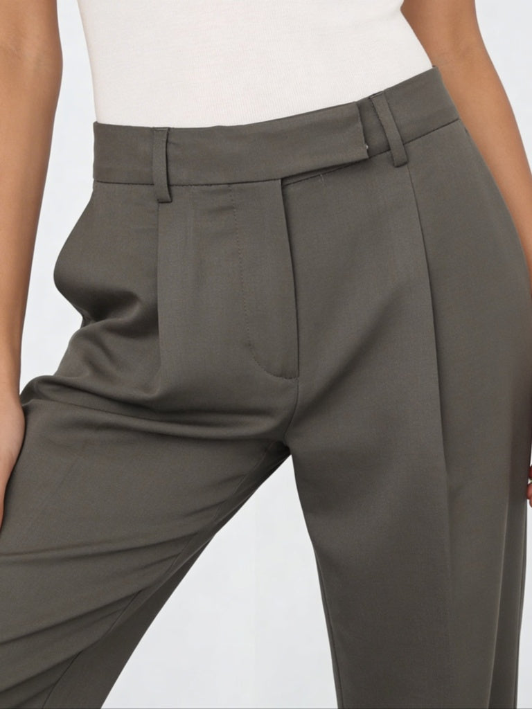 Wardrobe Olive Solid High-Rise Trousers