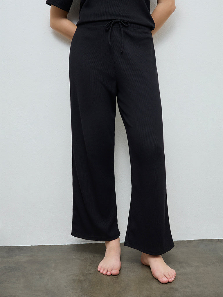 Wunderlove Black Waffle-Textured High-Rise Pants