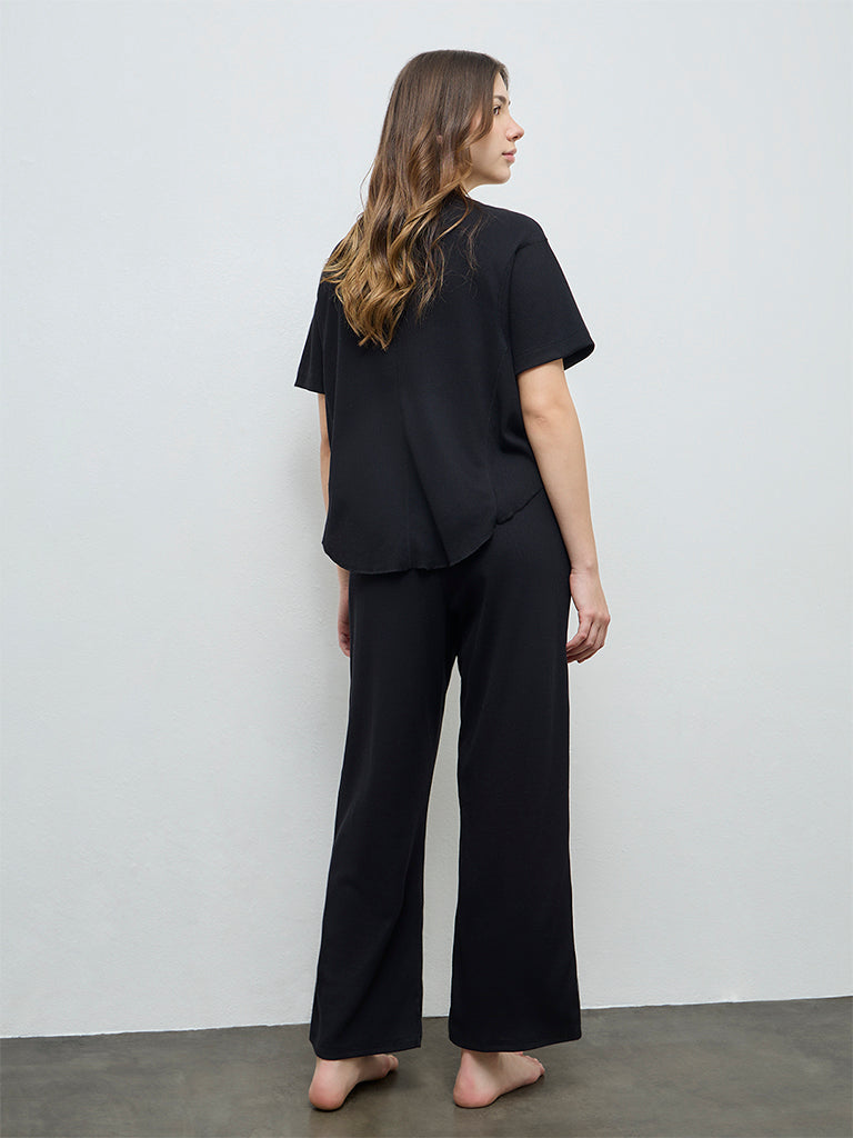 Wunderlove Black Waffle-Textured High-Rise Pants