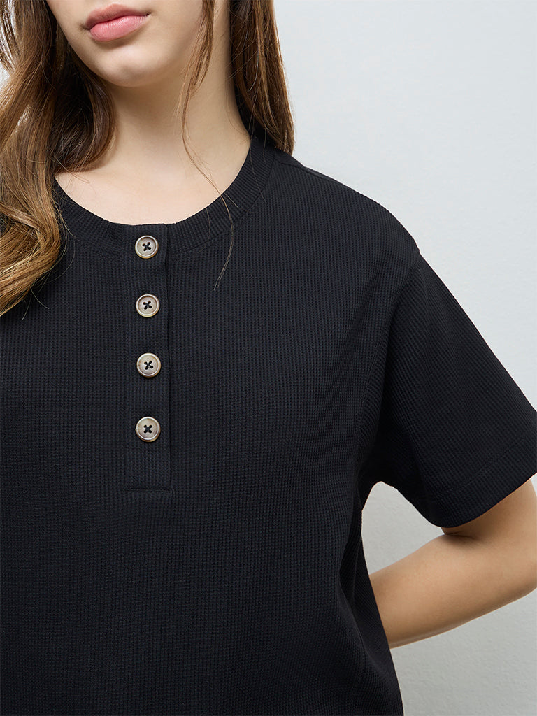 Wunderlove Black Waffle-Textured Top