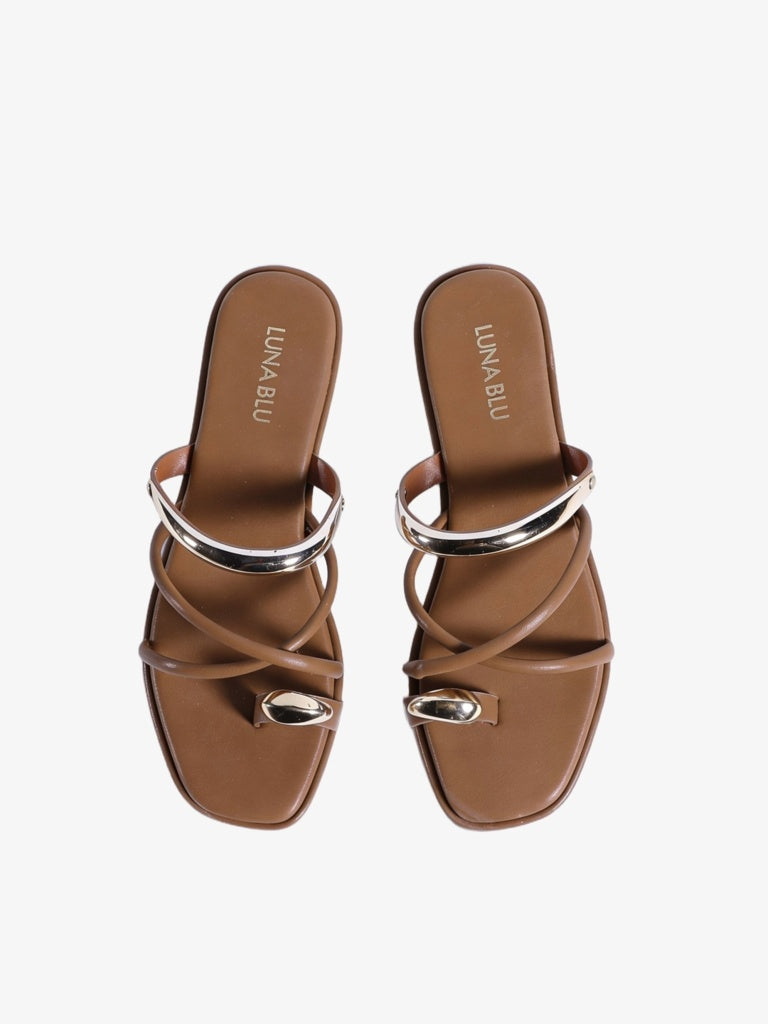 LUNA BLU Tan Metal Trim Toe Ring Sandals