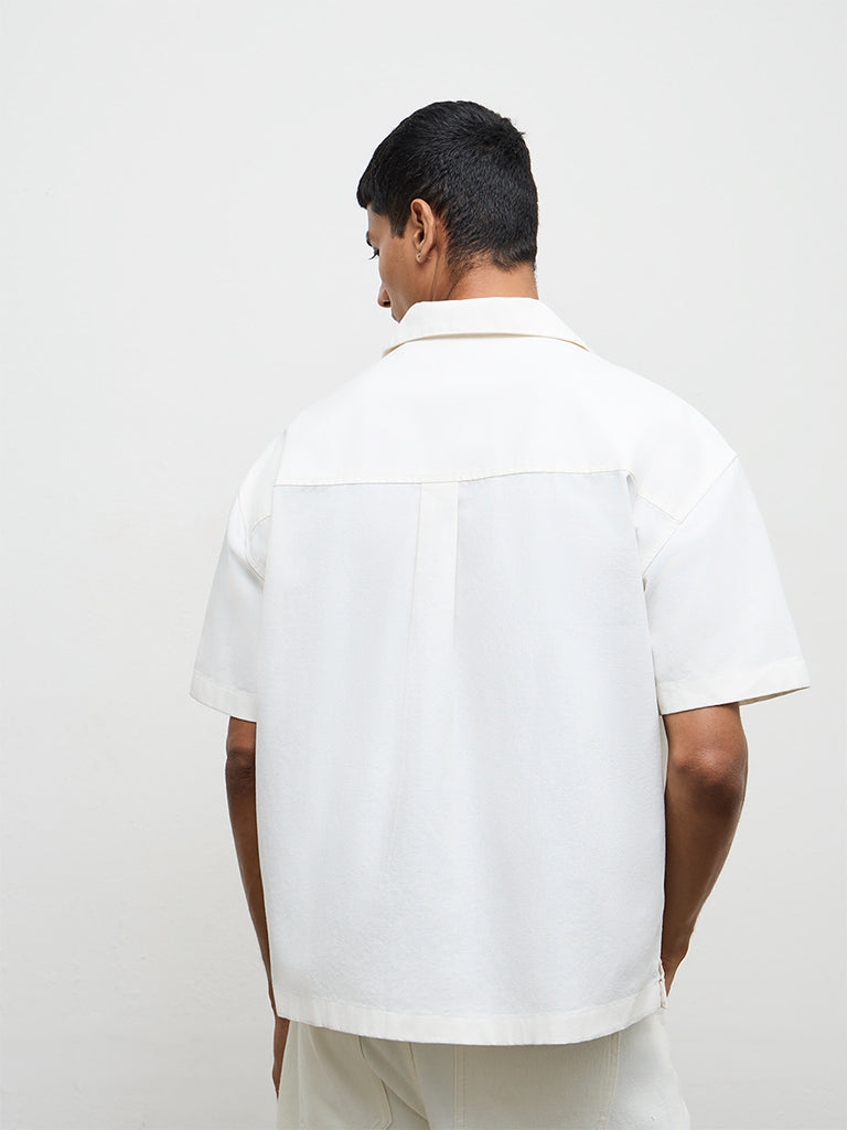 Nuon Off-White Text-Detail Boxy-Fit Cotton Shirt