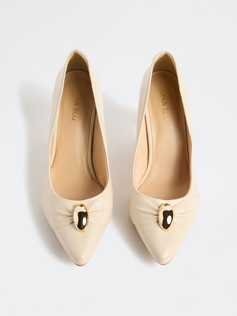 LUNA BLU Ivory Buckle-Detailed Stiletto Pump Shoes