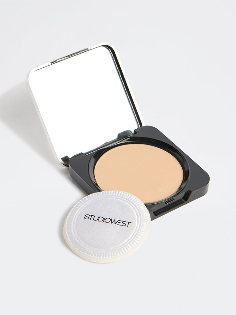 Studiowest Hazel Born Perfect Compact Powder - 9 GM