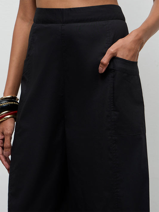 Utsa Black Solid Cotton Pants