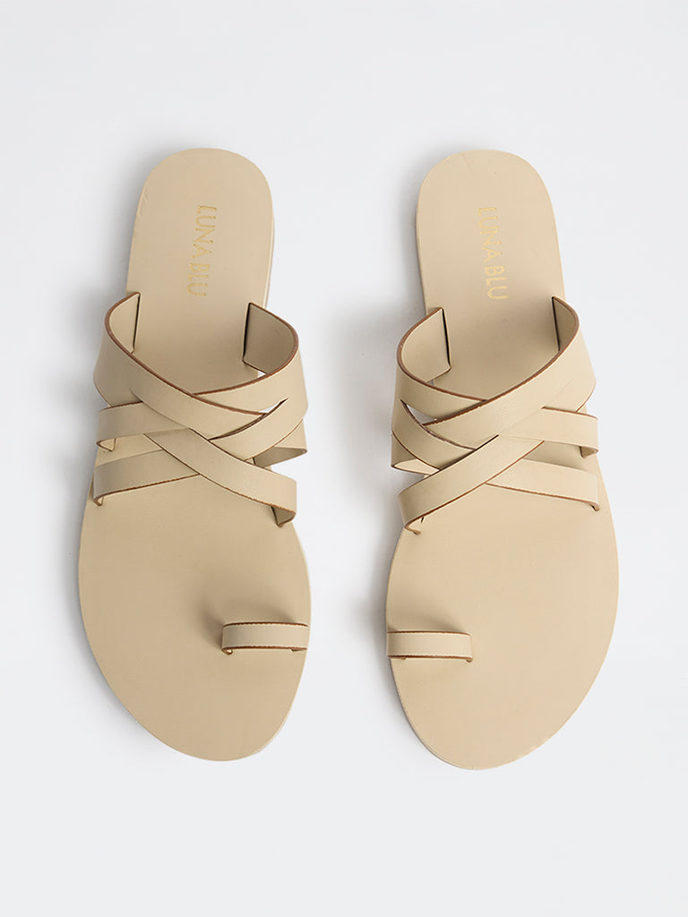 LUNA BLU Ivory Toe-Ring Criss-Cross Sandals