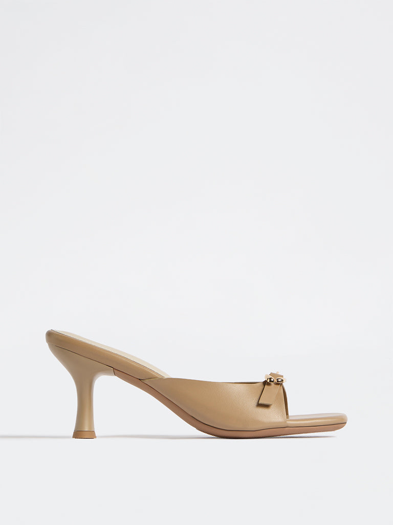 LUNA BLU Taupe Buckle-Detailed Heel Sandals