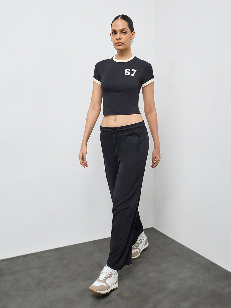 Nuoflexx Black Numerical Printed Cotton-Blend T-Shirt