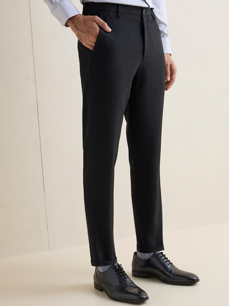 WES Formals Black Slim-Fit Mid-Rise Trousers