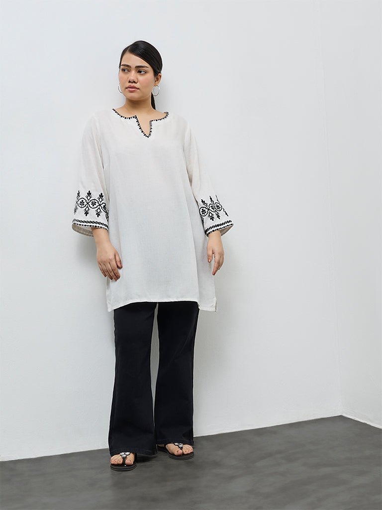 Diza Off-White Embroidered Kurti