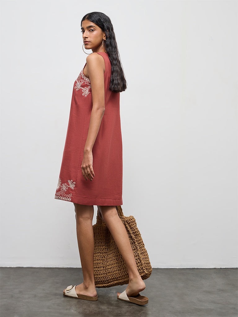 Buy Bombay Paisley Rust Embroidered Cotton-Blend Shift Dress from Westside Buy Bombay Paisley Rust Embroidered Cotton-Blend Shift Dress from Westside