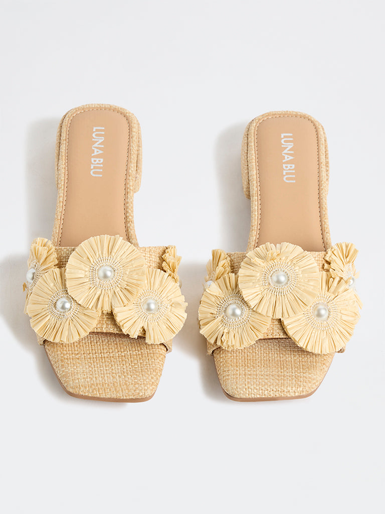 LUNA BLU Beige Floral Detailed Sandals