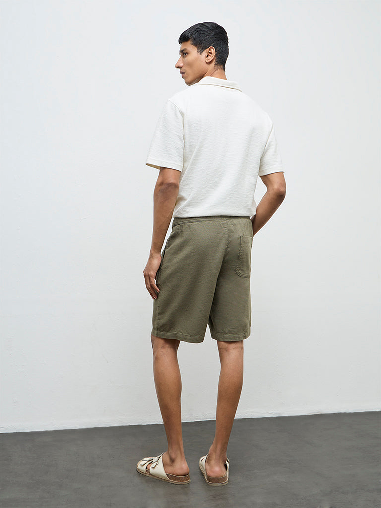 ETA Olive Solid Relaxed-Fit Mid-Rise Cotton Shorts