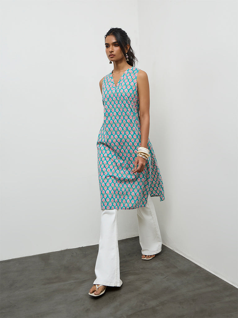 Utsa Blue Floral Printed Cotton Straight Kurta